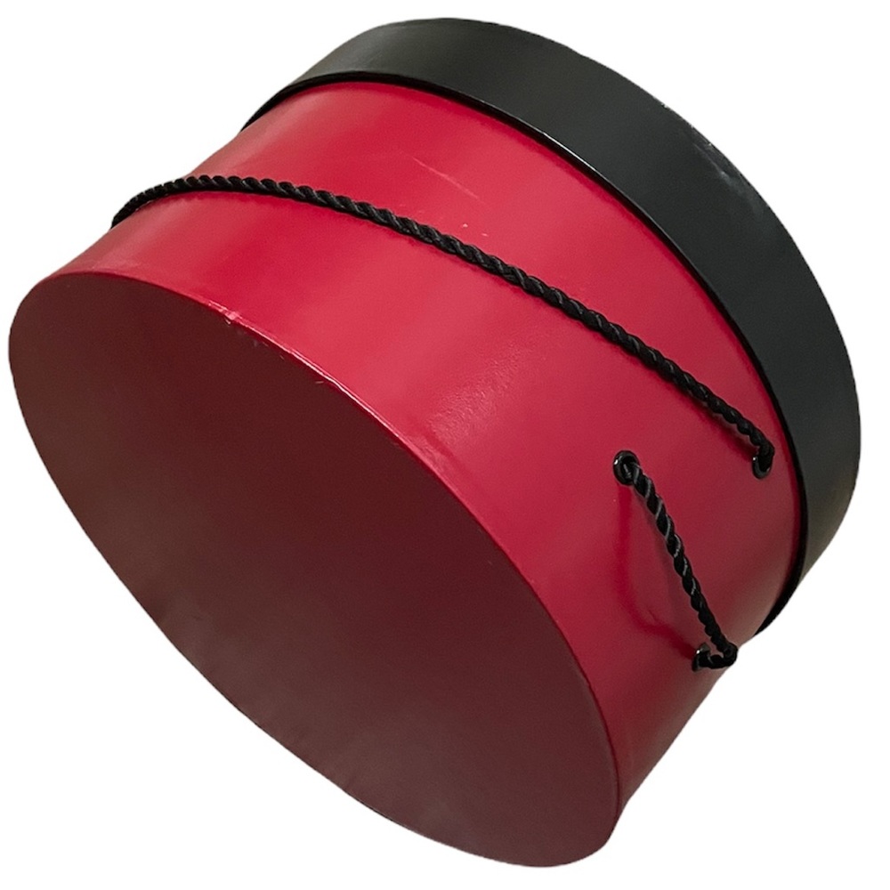 Frederick’s of Hollywood red & black hat box - Picture 3 of 5